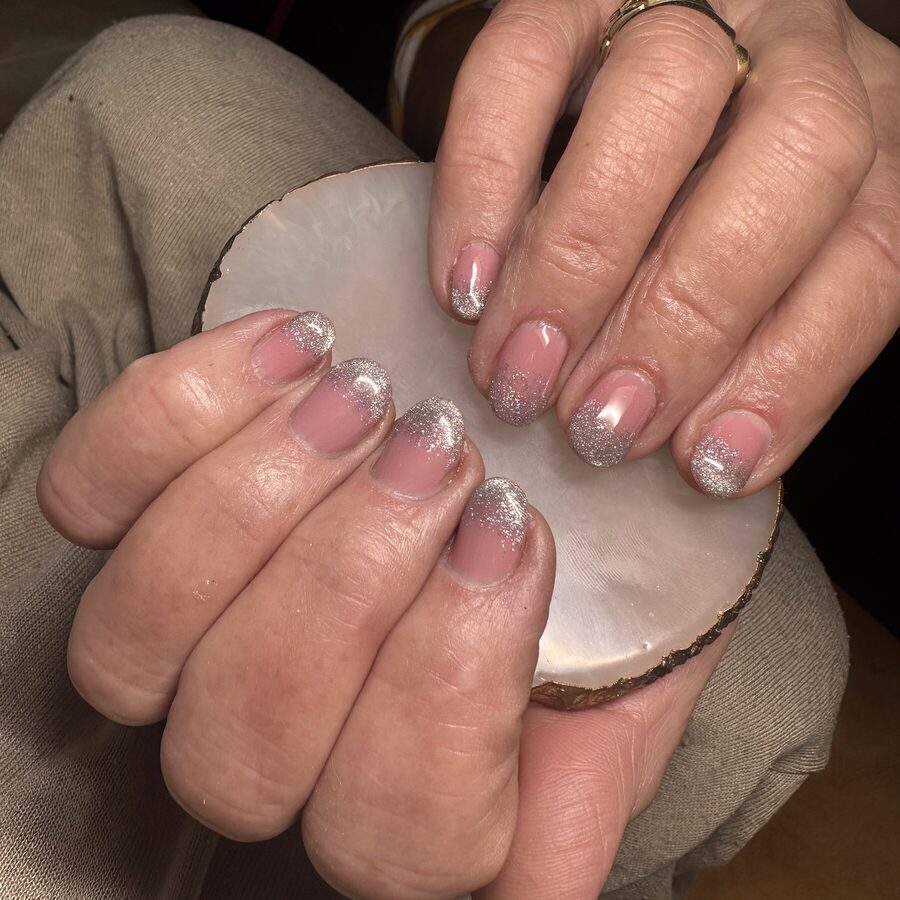 Viviel Nails Studio munka